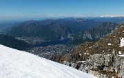58 Vista su Lecco, il suo lago i suoi monti 